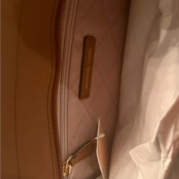 New Michael Kors Jet Set Chain Tote – Luggage Brown - Picture 11 of 13